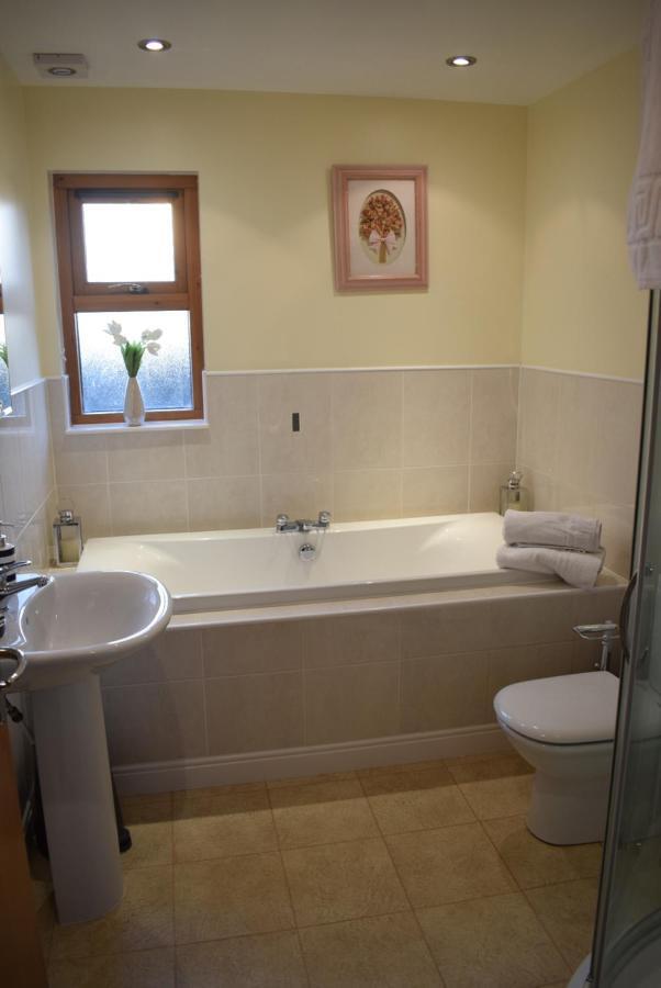 Kelpies Serviced Apartments Kavanagh- 5 Bedrooms 巴斯盖特 外观 照片