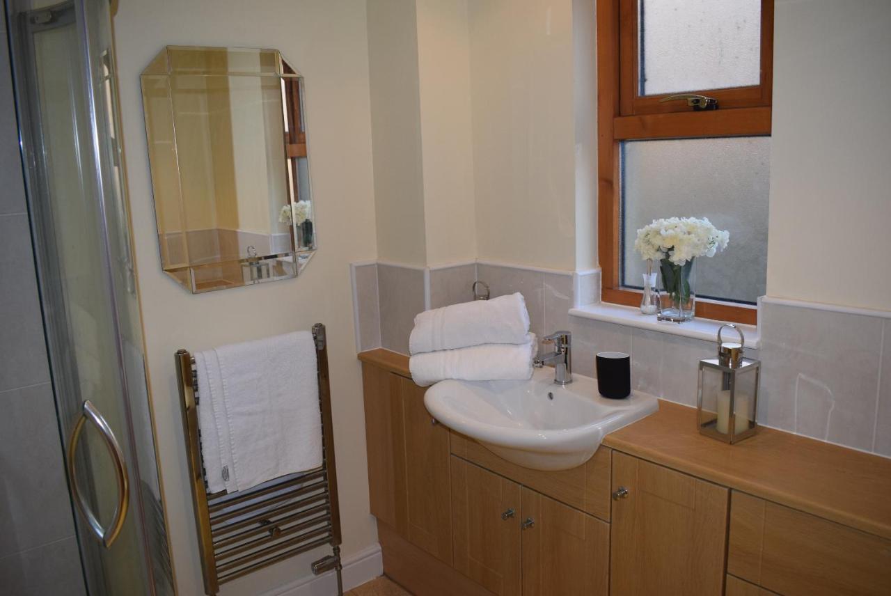 Kelpies Serviced Apartments Kavanagh- 5 Bedrooms 巴斯盖特 外观 照片