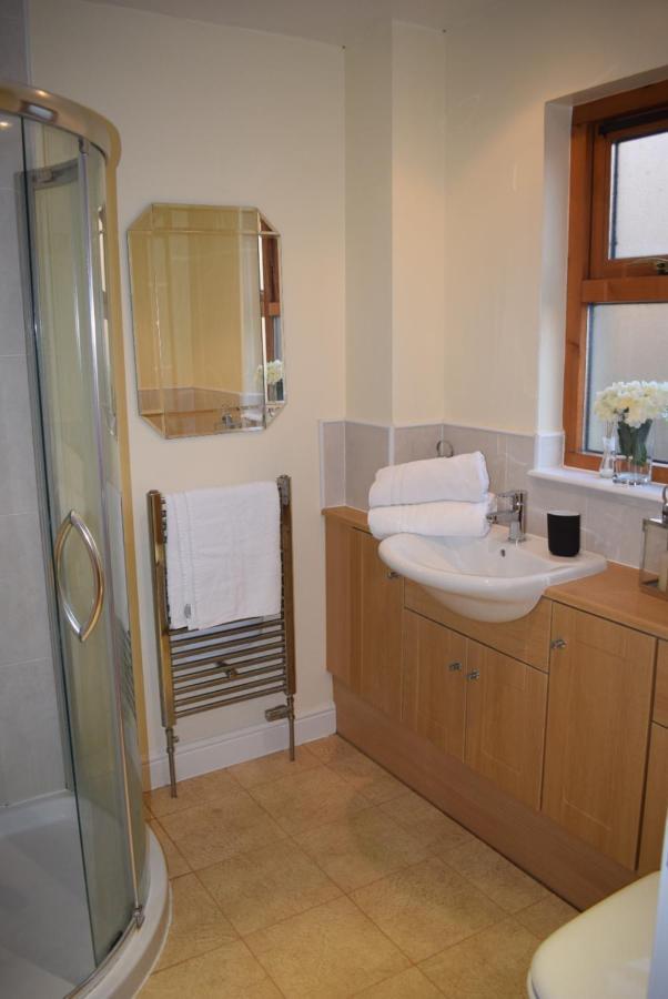 Kelpies Serviced Apartments Kavanagh- 5 Bedrooms 巴斯盖特 外观 照片